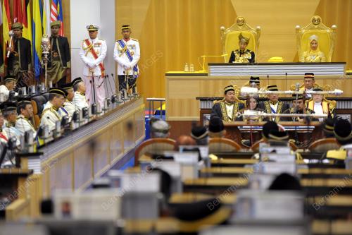 KL06_25062013_AGONG
