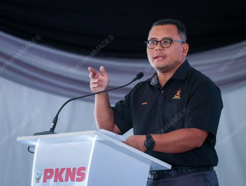 DATUK SERI AMIRUDIN SHARI
