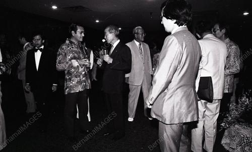 DR MAHATHIR MOHAMAD