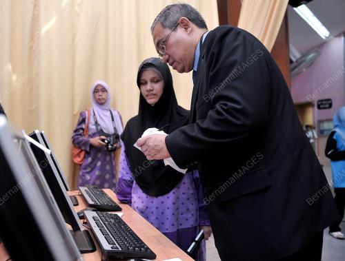 KL06_25092012_UM