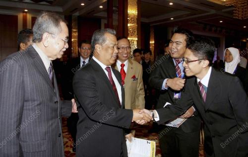 MUHYIDDIN YASSIN