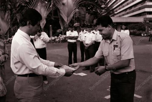 HARI KASTAM SEDUNIA