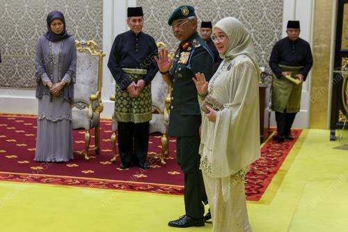 AL-SULTAN ABDULLAH RI'AYATUDDIN AL-MUSTAFA BILLAH SHAH