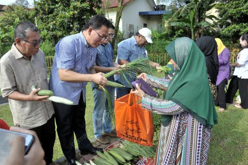 KL06_26032017_NGO
