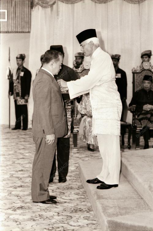 YANG DI-PERTUAN AGONG