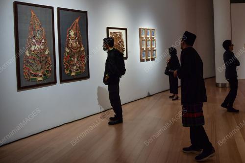 PAMERAN GERAK BAYANG