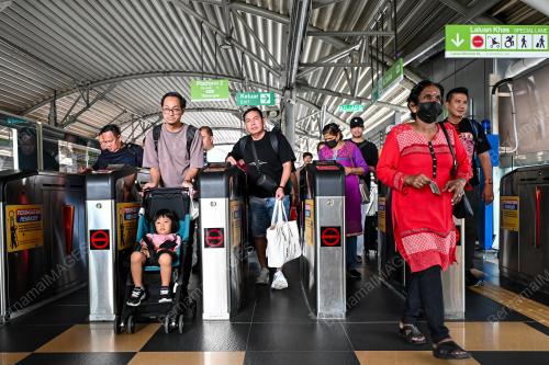 PENGANGKUTAN AWAM