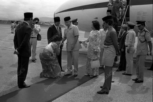 KL06_27012015_AGONG_TUDM