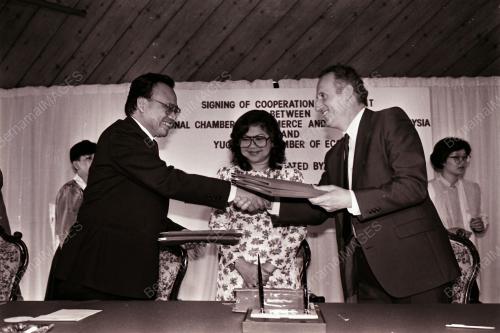 YB DATO' SERI RAFIDAH AZIZ