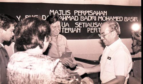 KL06_270390_BERSARA