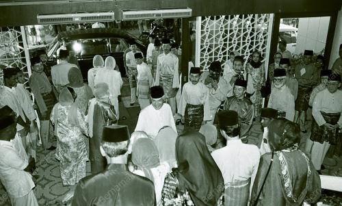 SEMBAHYANG HARI RAYA DI MASJID NEGARA