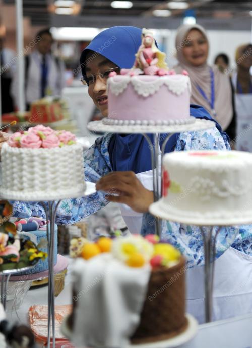 ISMAIL SABRI YAAKOB