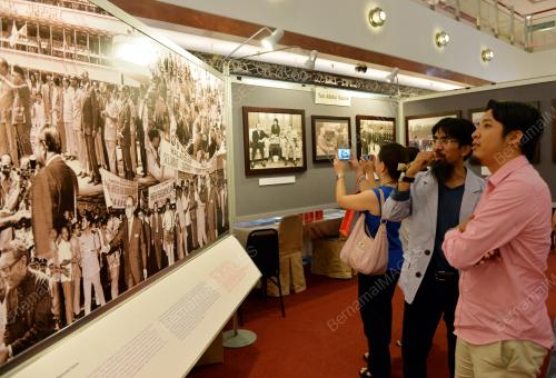 KL06_27052014_EXIBITION