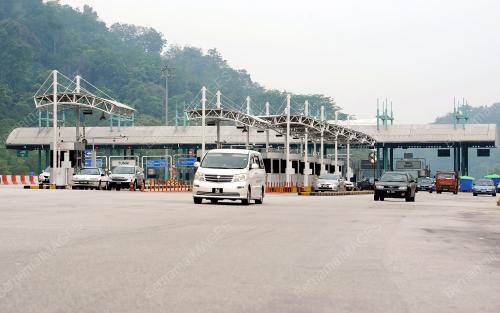 KL06_27072014_TINJAUAN