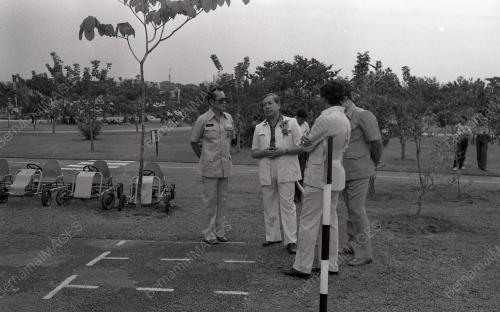 PERTANDINGAN LALULINTAS