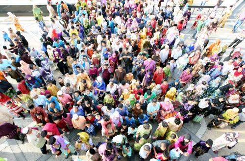BERKHATAN BERRAMAI RAMAI