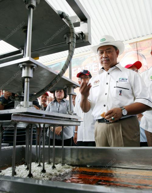 MUHYIDDIN YASSIN