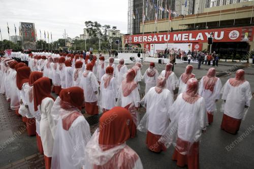 KL06_27112016_RAPTAI_UMNO
