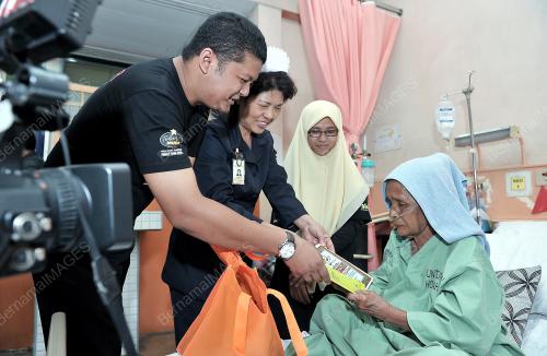 KL06_27122012_SUKARELAWAN