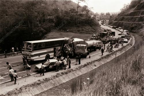 KEMALANGAN DI KILOMETER 25 LEBUHRAYA KUALA LUMPUR