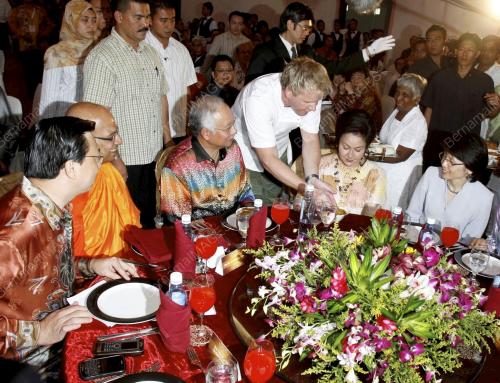 MOHD NAJIB TUN ABDUL RAZAK