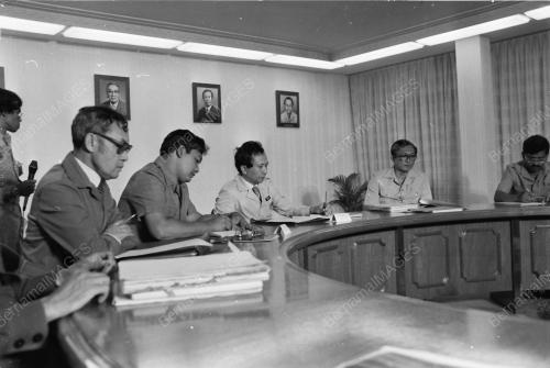 DR RAIS YATIM