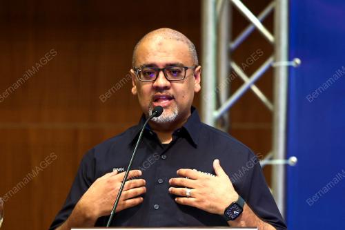 DATUK MOHD IRWAN MOHD MUBARAK
