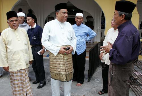 AZIZ JAMALUDIN