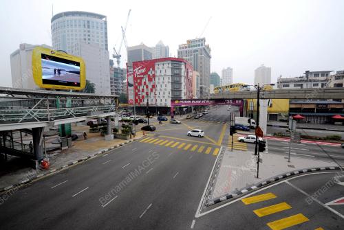 KL06_29072014_TINJAUAN