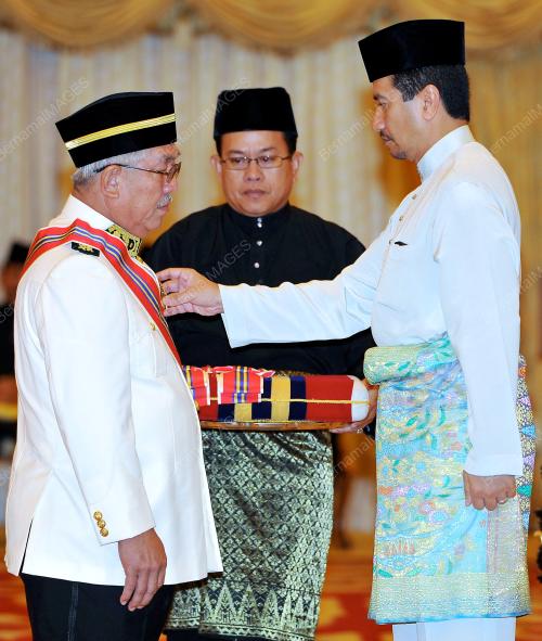 TUANKU MIZAN ZAINAL ABIDIN