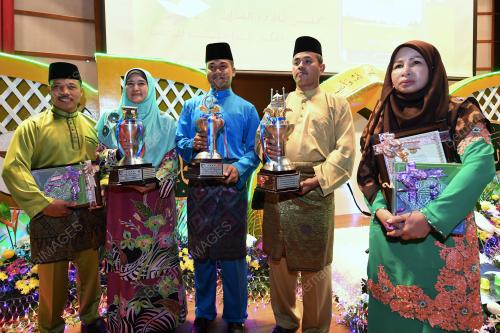 KL06_29092017_ATM_BN201709286843