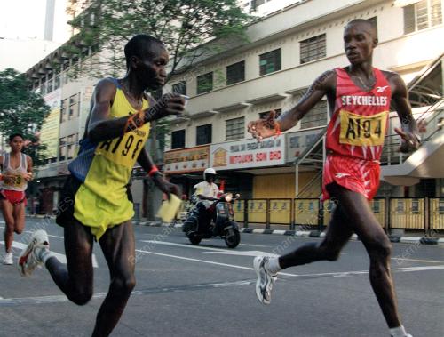 MARATHON ANTARABANGSA KUALA LUMPUR 2000