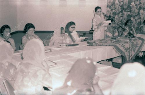 DATUK PADUKA AISHAH GHANI (menteri kebajikan masyarakat)