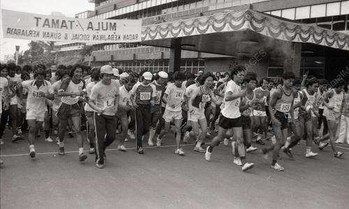 LUMBA JALAN KAKI