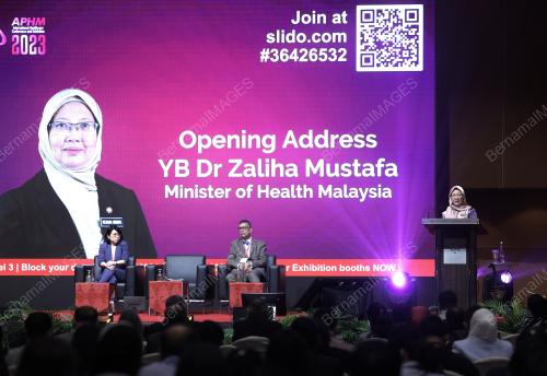 DR ZALIHA MUSTAFA