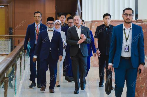 DATUK SERI ANWAR IBRAHIM