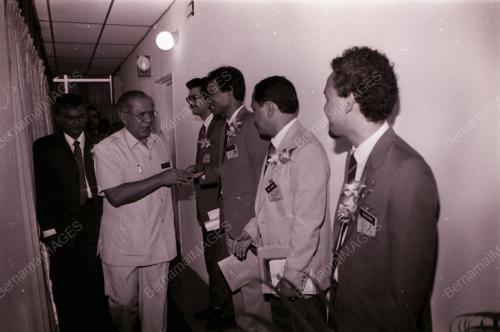 TENGKU DATUK SERI AHMAD RITHAUDDEEN (MENTERI PERTAHANAN)