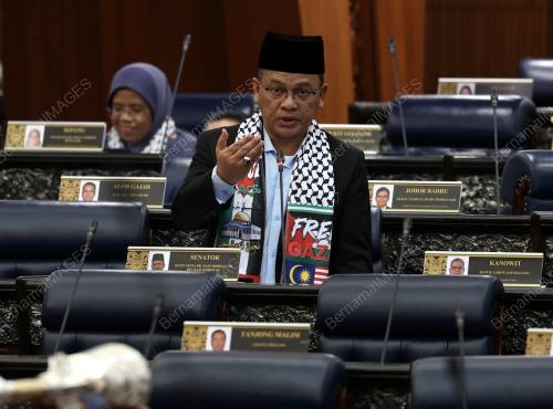 SENATOR DATUK DR MOHD NA'IM MOKHTAR