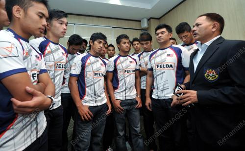 KL06_30112013_SKUAD_HOKI