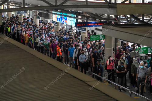 PERTUKARAN WAKTU PUNCAK LRT
