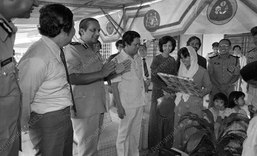 MAJLIS PENYERAHAN KUNCI RUMAH