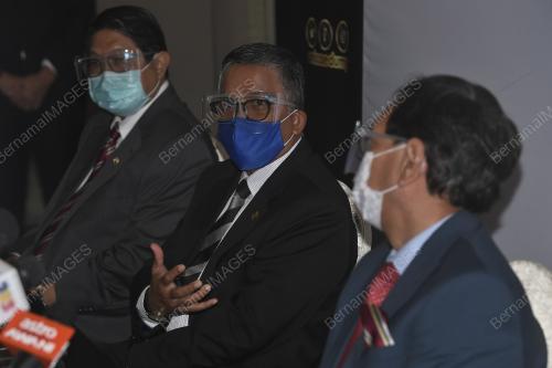 SIGNING CEREMONY BETWEEN UNIVERSITY SULTAN ZAINAL ABIDIN AND INSTITUT JANTUNG NEGARA