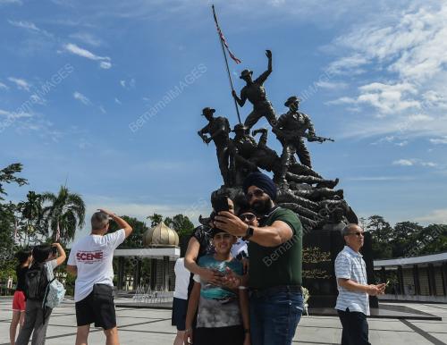 KL06_31072018_PAHLAWAN