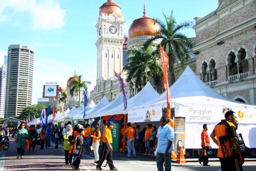 KL06_31122011_KARNIVAL_AMBANG_2012
