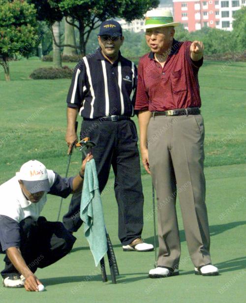 KL07-03_09_2000_AGONG_GOLF_03092000