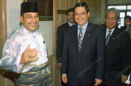 KUNJUNGAN HORMAT