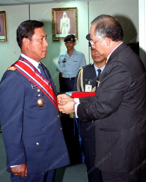 KL07-11_07_2000_TNI_AU_PINGAT_11012016