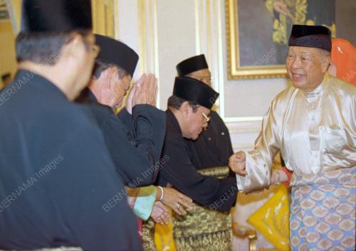 HAKIM MAHKAMAH PERSEKUTUAN