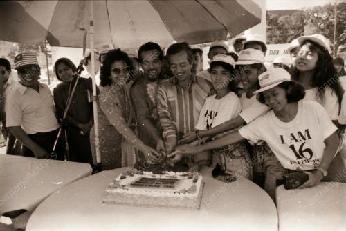 HARI WILAYAH PERSEKUTUAN 1990