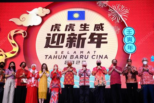 DATUK SERI ISMAIL SABRI YAAKOB
